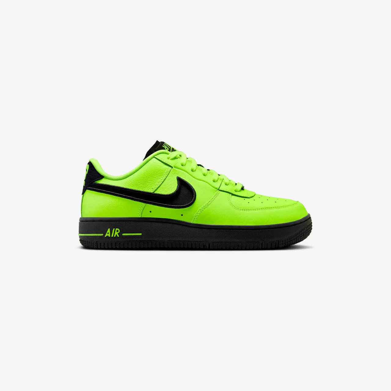 Sculpted cushioning Wmns Air Force 1 Dance