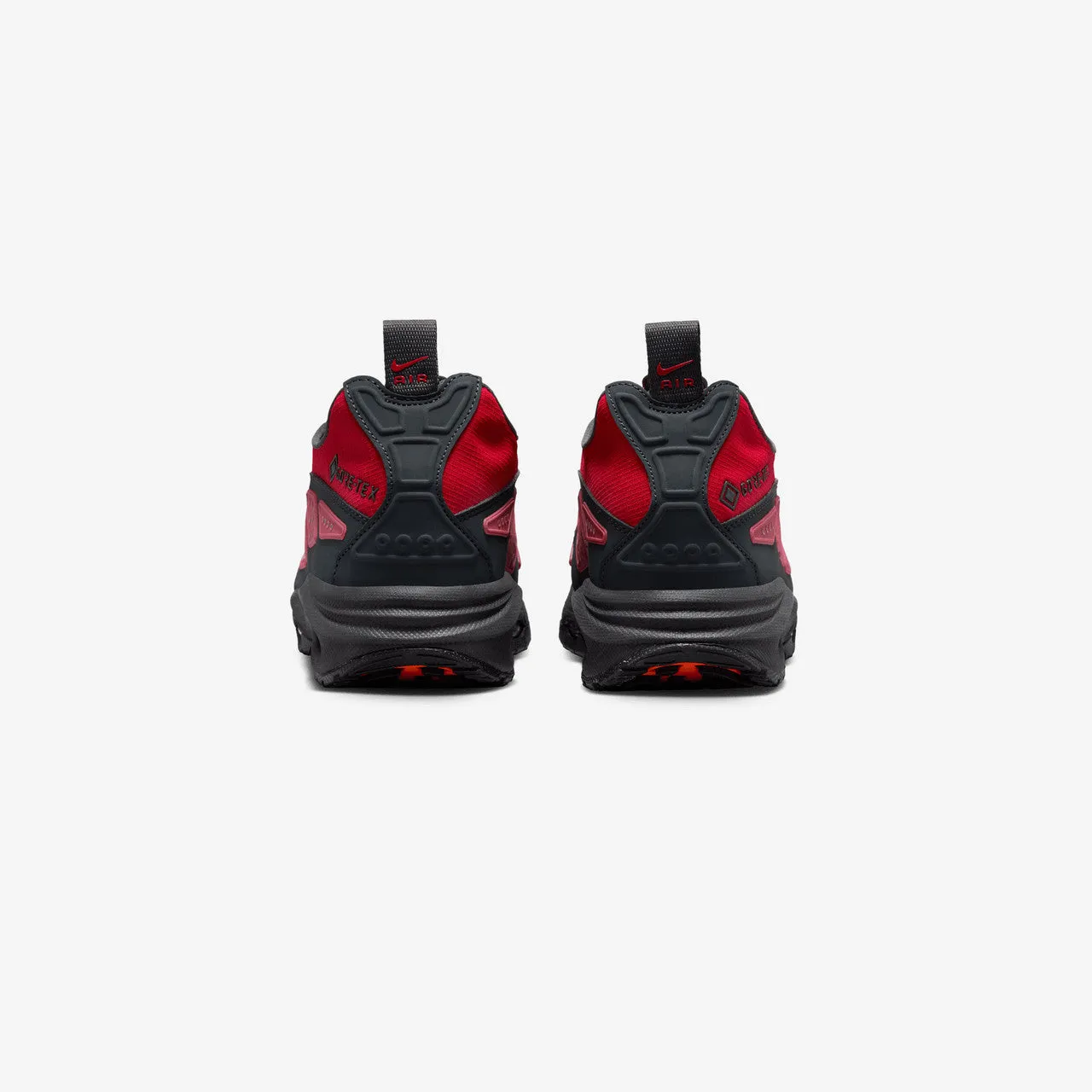 all - weather Wmns Air Max SNDR GTX
