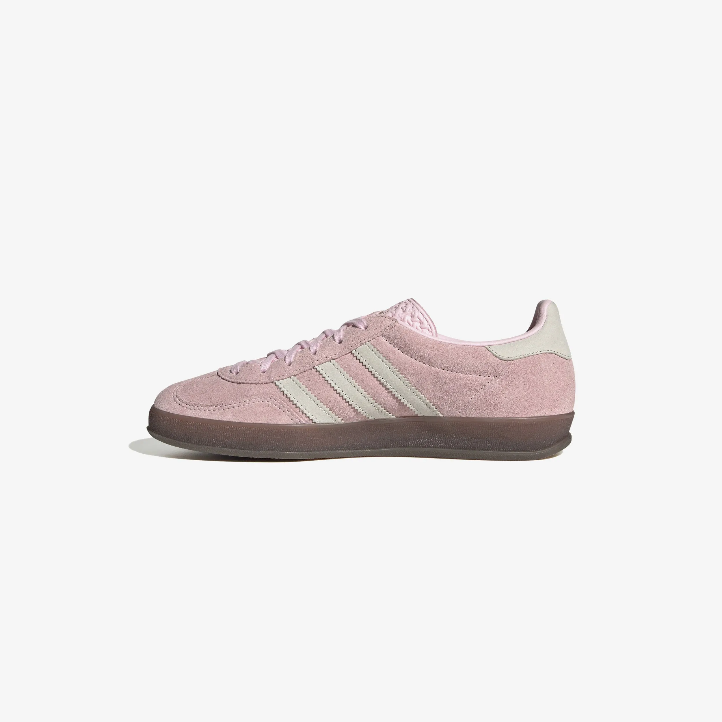 Wmns Gazelle Indoor tennis players