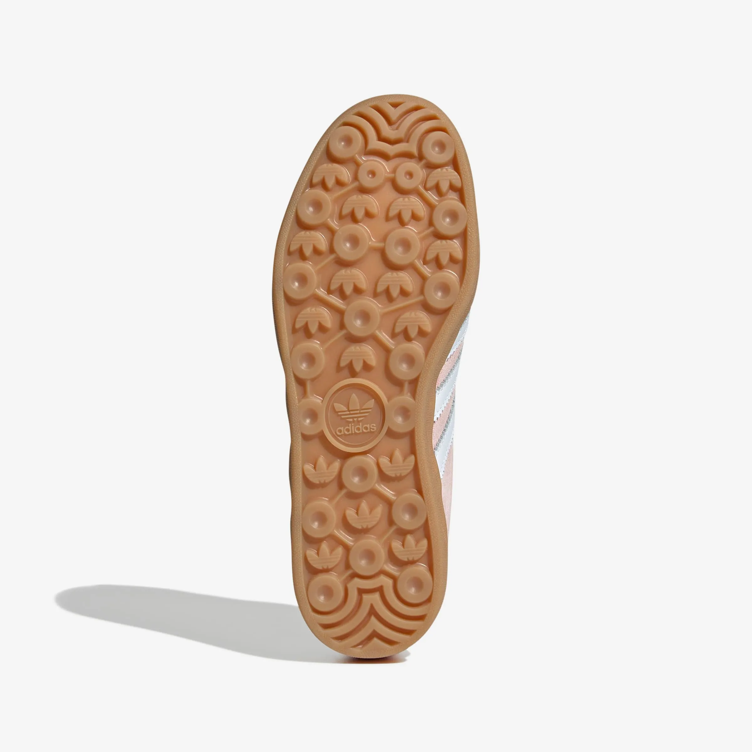Wmns Gazelle Indoor Boosted flair Ergonomic Design