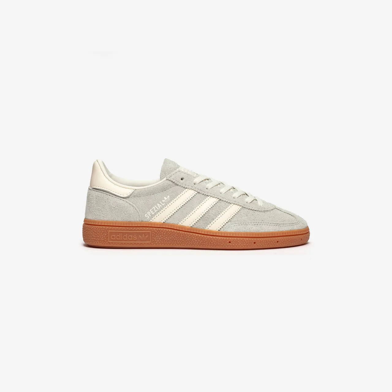 Elevated traction Easy traction Wmns Handball Spezial