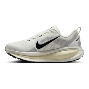 Block Walk Women's Nike Vomero 18
