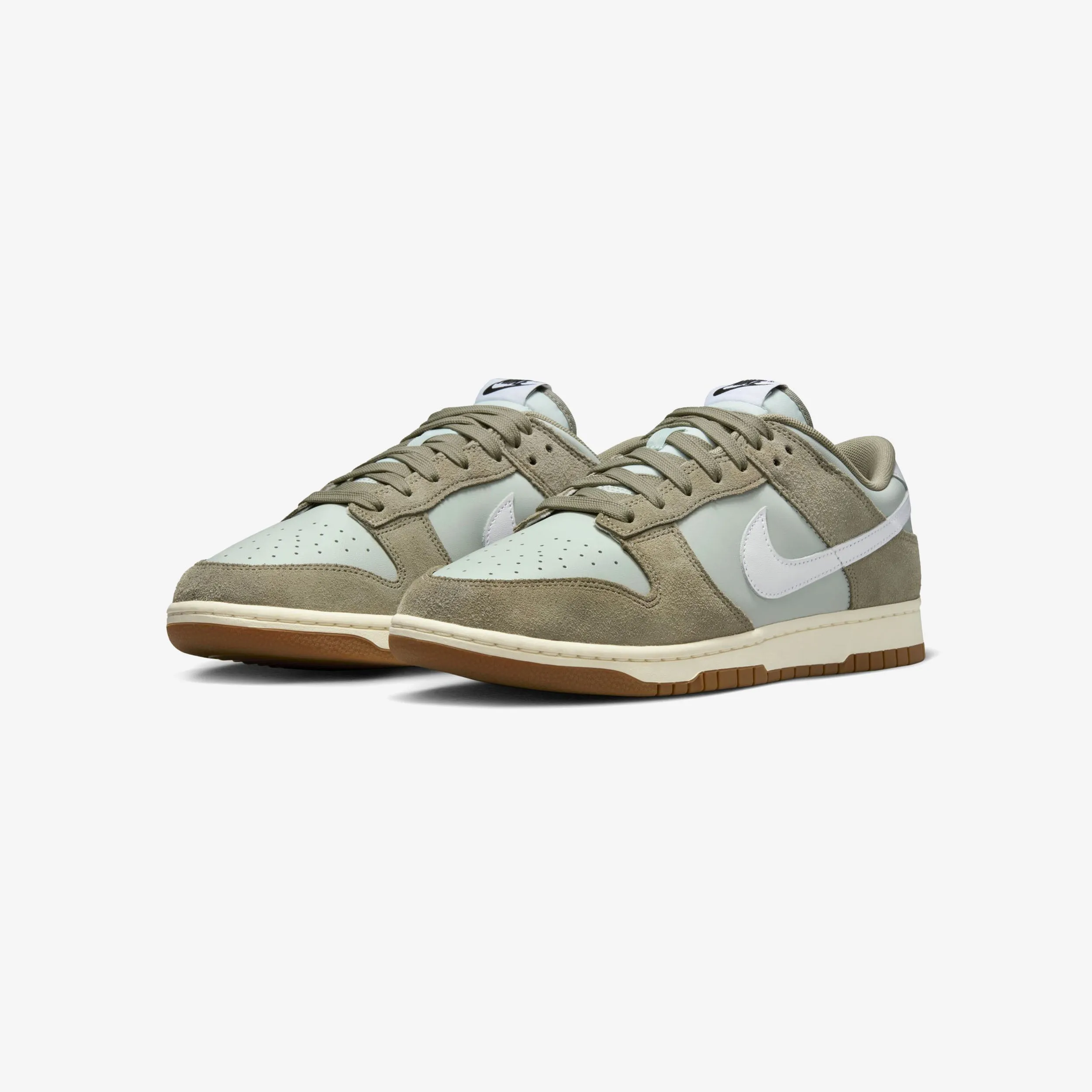 Dunk Low Retro Se walkers Textured