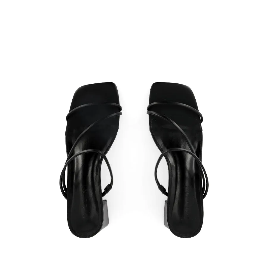 YAZMIN 2.0 - BLACK Slip-Free Shoes