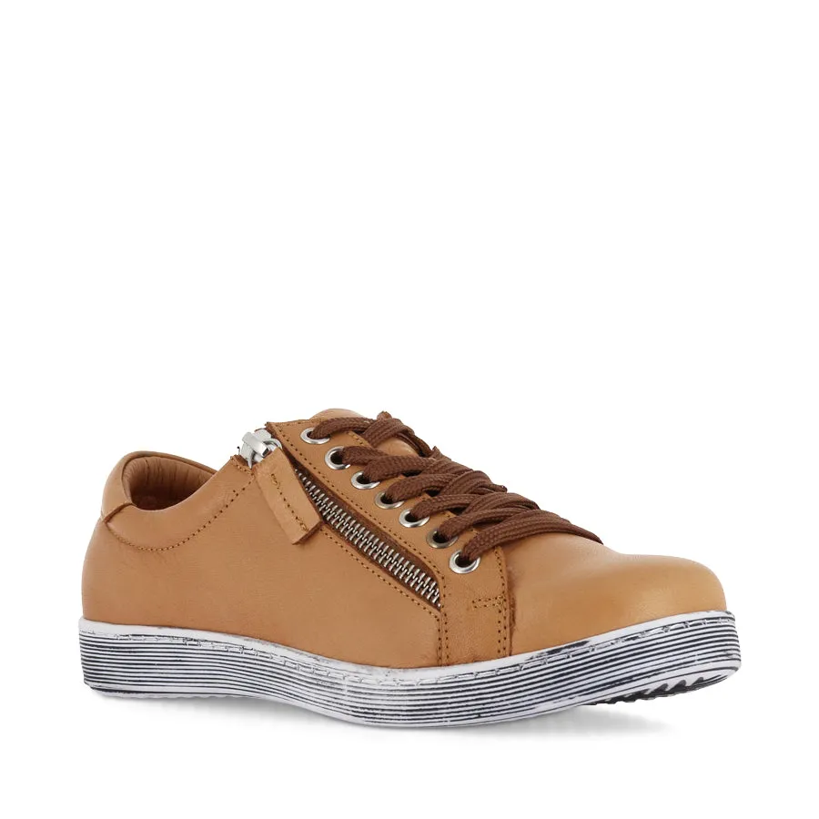 TOKEN - COGNAC LEATHER Park Ready Urban Look